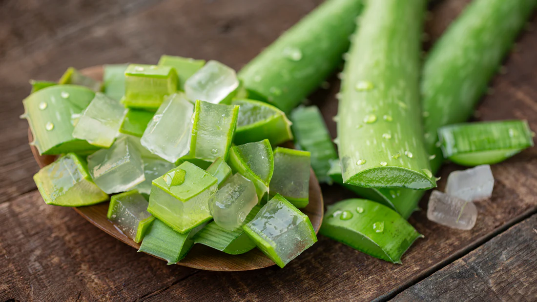 Rutina casera con aceites naturales para crecer el cabello más rápido